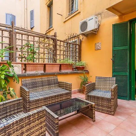 Easy Daisy Apartment Rome